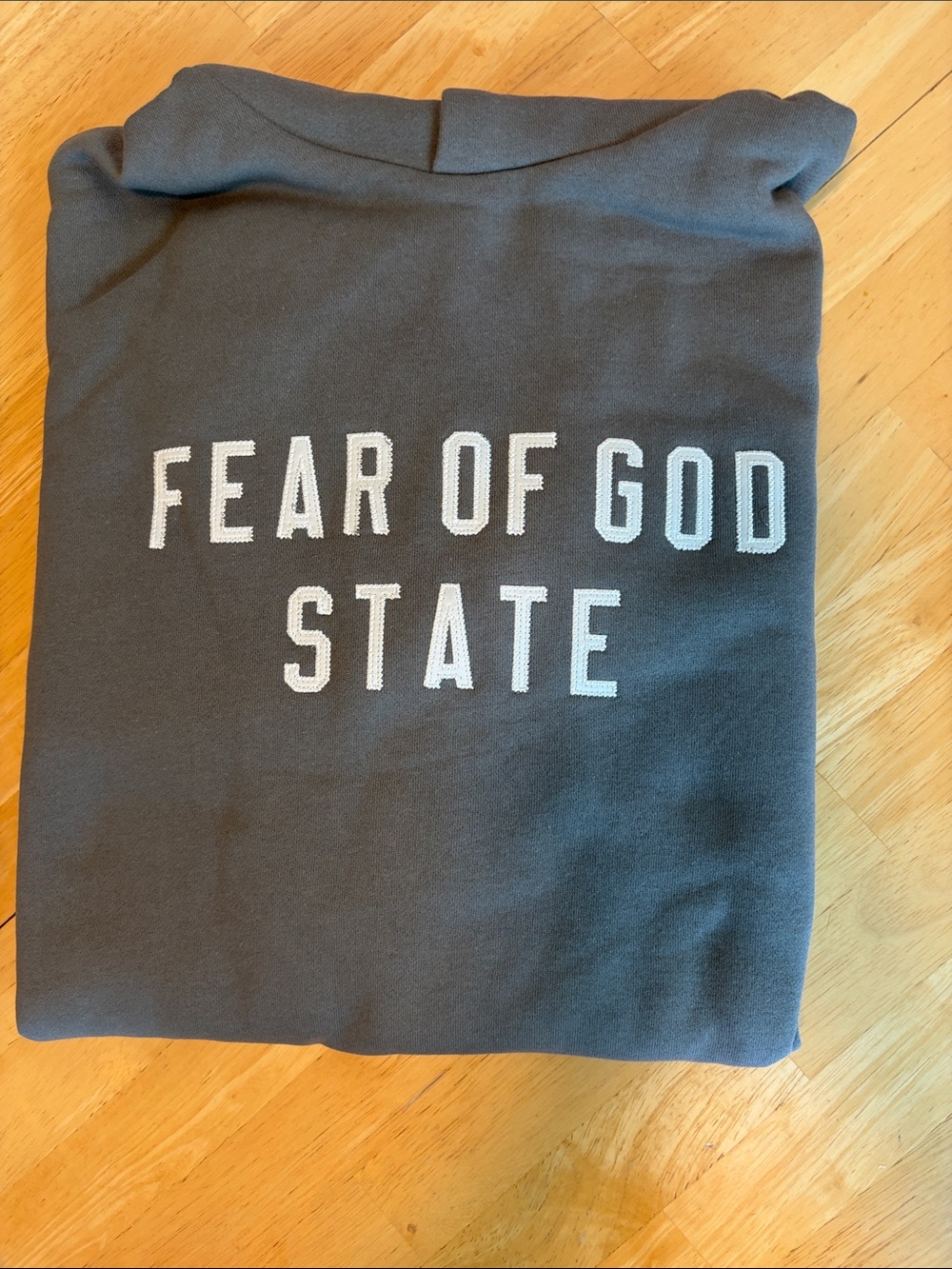 NWT Fear of God ESSENTIALS Moss '90s Fit Fleece Hoodie XS - Picture 8 of 8